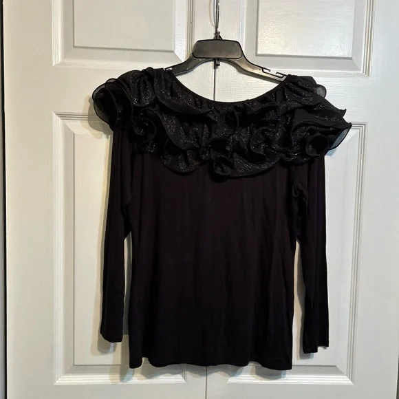 NWT Stera Top Size M Medium Black Silver Shimmer Layered Ruffle Neckline… - Picture 7 of 10